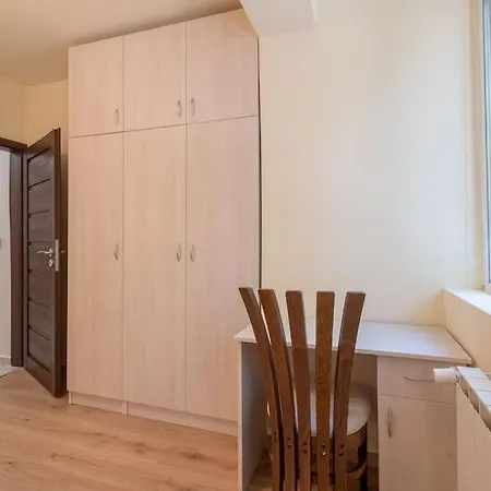 Apartamento Location, Brand New 3 Bdrm & Free Parking Sofía